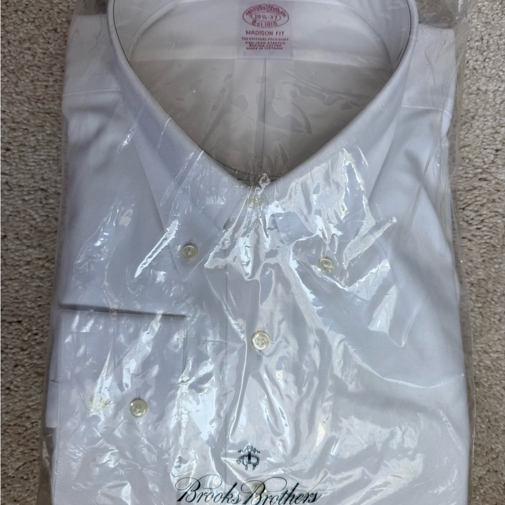 Brooks Brothers Classic White Dress Shirt